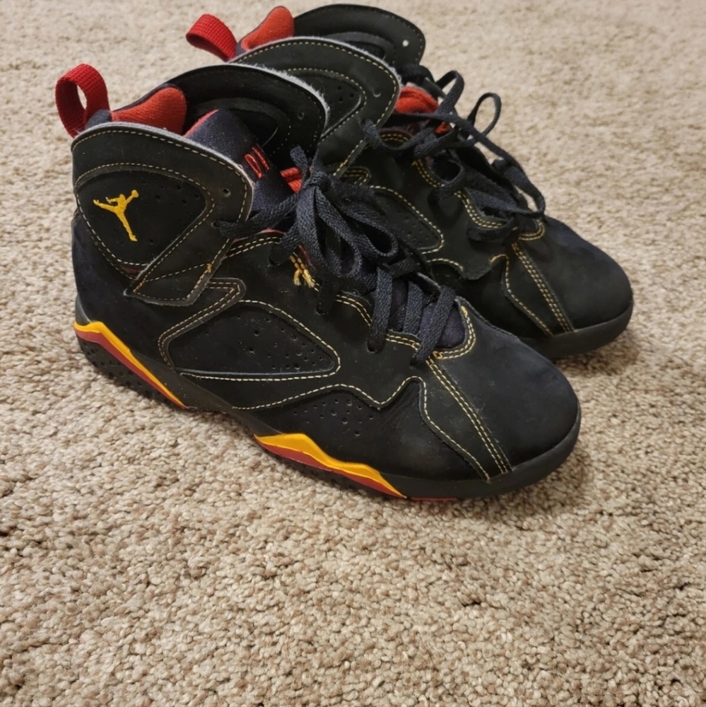 Jordan 7 Retro (PS) Black Citrus Varsity Red Youth Size 3 Used